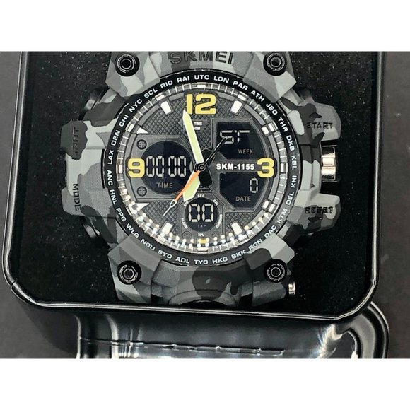 THREE Military Style Watches - Picture 2 of 10